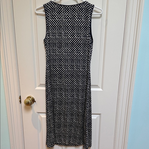 Tory Burch sz M 100% SILK Navy Dotted beaded collar w blue eyelet trim logo - Picture 6 of 12